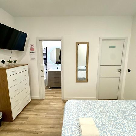 Apartamentos Castillejos Madrid Exteriör bild