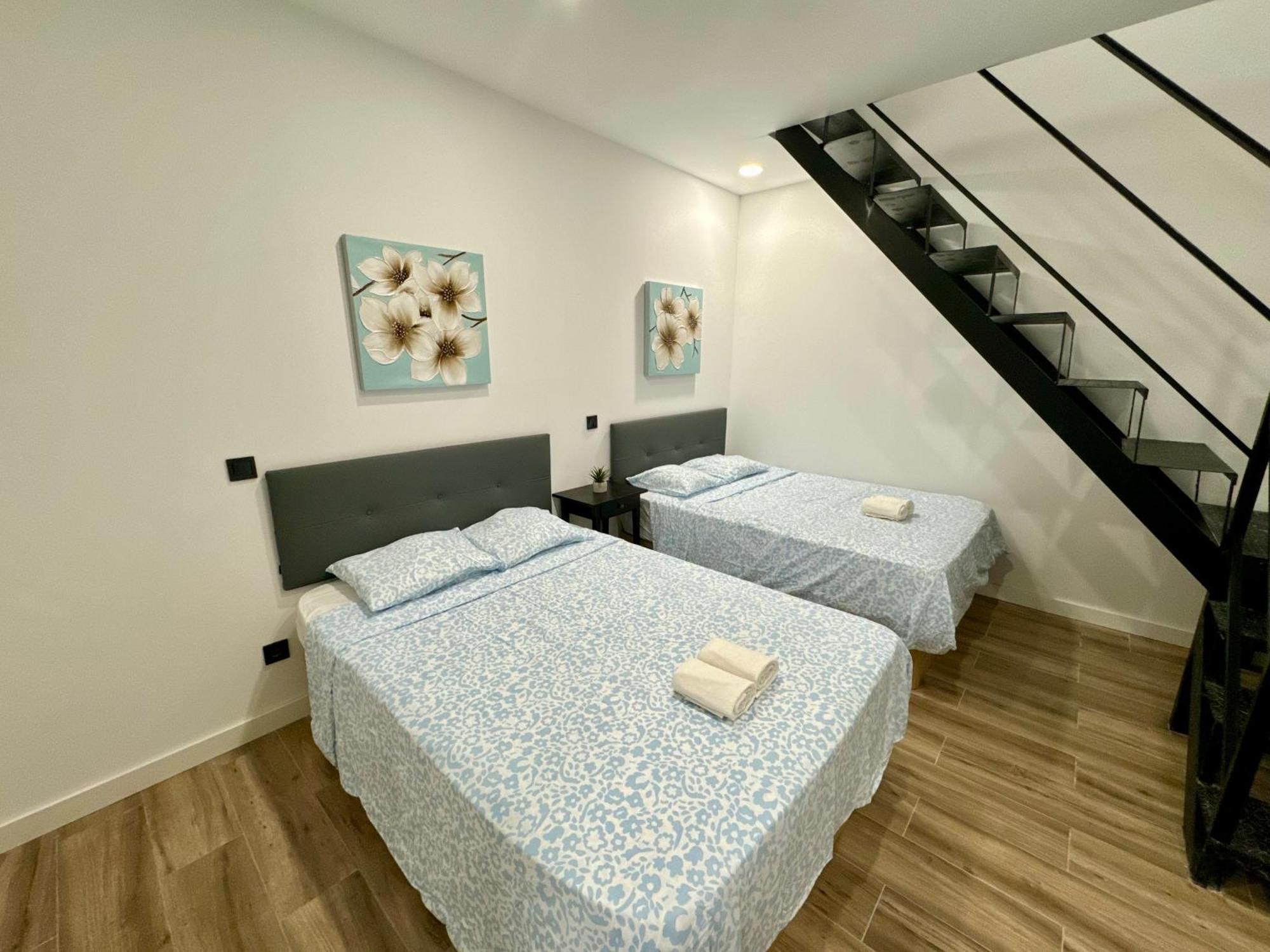 Apartamentos Castillejos Madrid Exteriör bild
